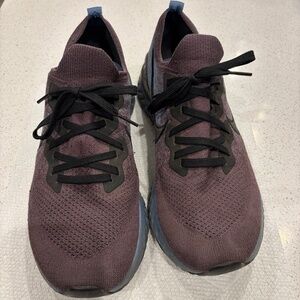 Nike Men’s Blue Epic React Flyknit Sneakers